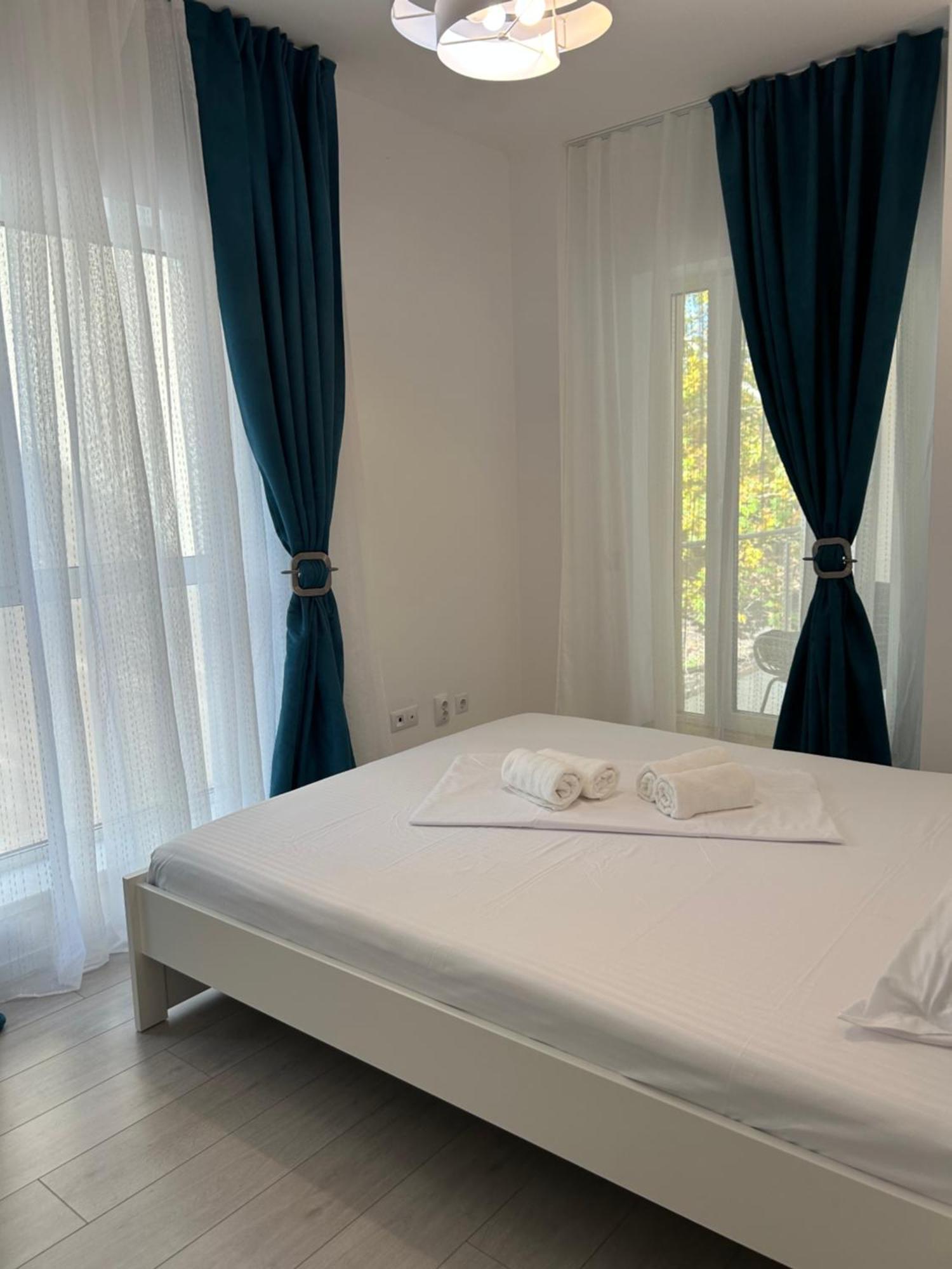 Residence Toscana#9 New Otopeni Buitenkant foto
